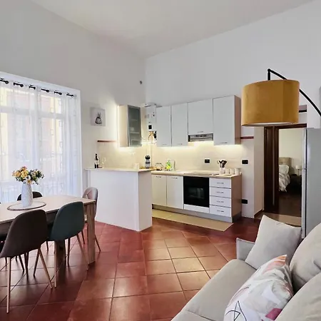 Kasa Magnisi Apartment