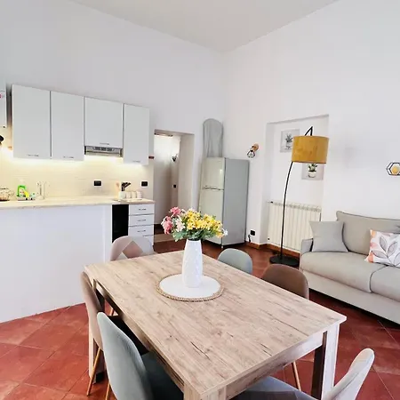 Kasa Magnisi Appartement *